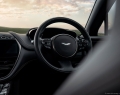 DBX707_Interior_SteeringWheel_RGB-min