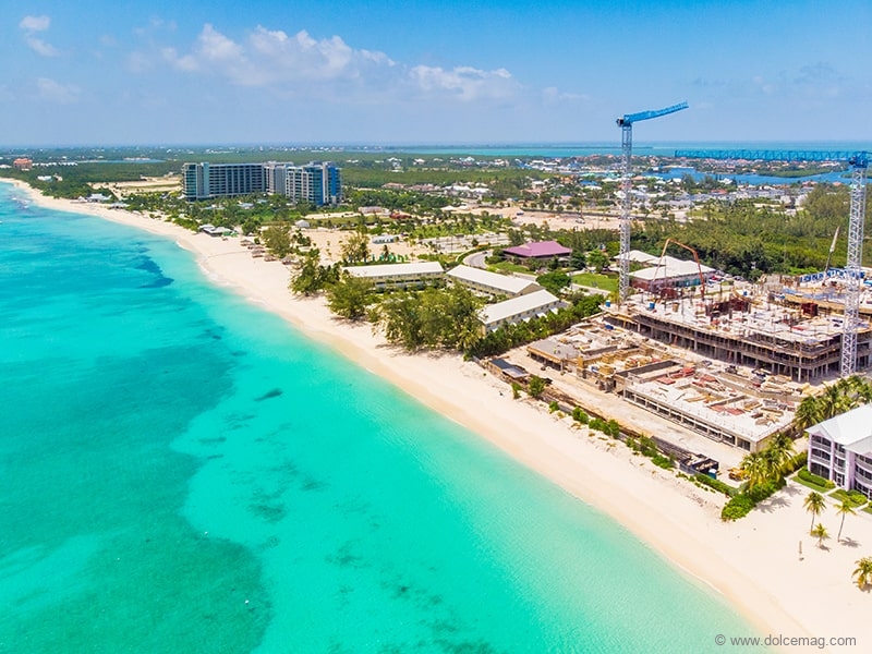 With a pent-up wave of demand for beachfront homes on islands across the Caribbean, we take a look at properties on the rise in the Cayman Islands | Photos By Irene Corti – Irenecorti.com