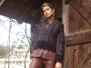 Leather shirt & pants: RICH & ROYAL | Cardigan & bag: ETRO | Earrings: THOMAS JIRGENS | Boots: UNÜTZER | Photography by Bela Raba