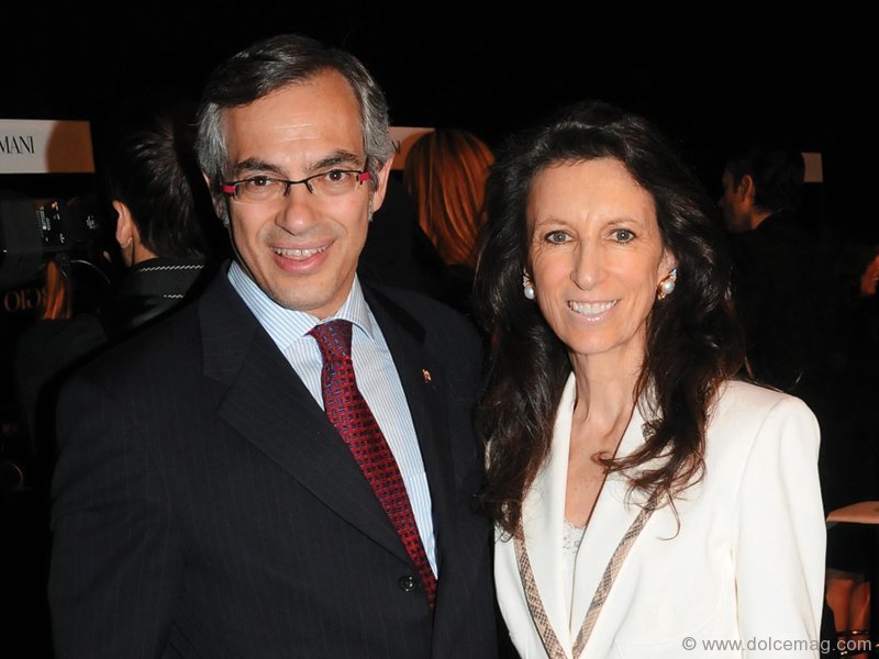 The Honourable Tony Clement (Minister of Industry) and Michelle Levy.