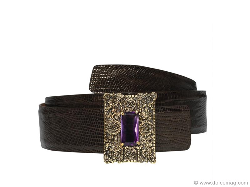 With a 14-karat gold-plated buckle holding a princess-cut amethyst as its crowning jewel, this regal belt is reminiscent of a royal family’s prized heirloom.