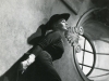 In a fitted dress, Anita Ekberg climbs a winding stairwell in La Dolce Vita. Fondation Jérôme Seydoux-Pathé ©
