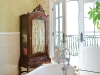 There\'s no need to fly to the French countryside for a mellowing spa escape. Simply open the door, and Sandy Joe\'s will take you there.