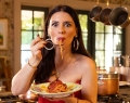 Pasta-Queen_Nadia.idml-min