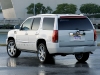 This hybrid comes with all the luxury one would expect from a Cadillac, including automatic drop-down running boards, LED headlights, heated and cooled front seats, a DVD system with embedded LCD screens, plush leather seating, and specialized 22-inch rims.